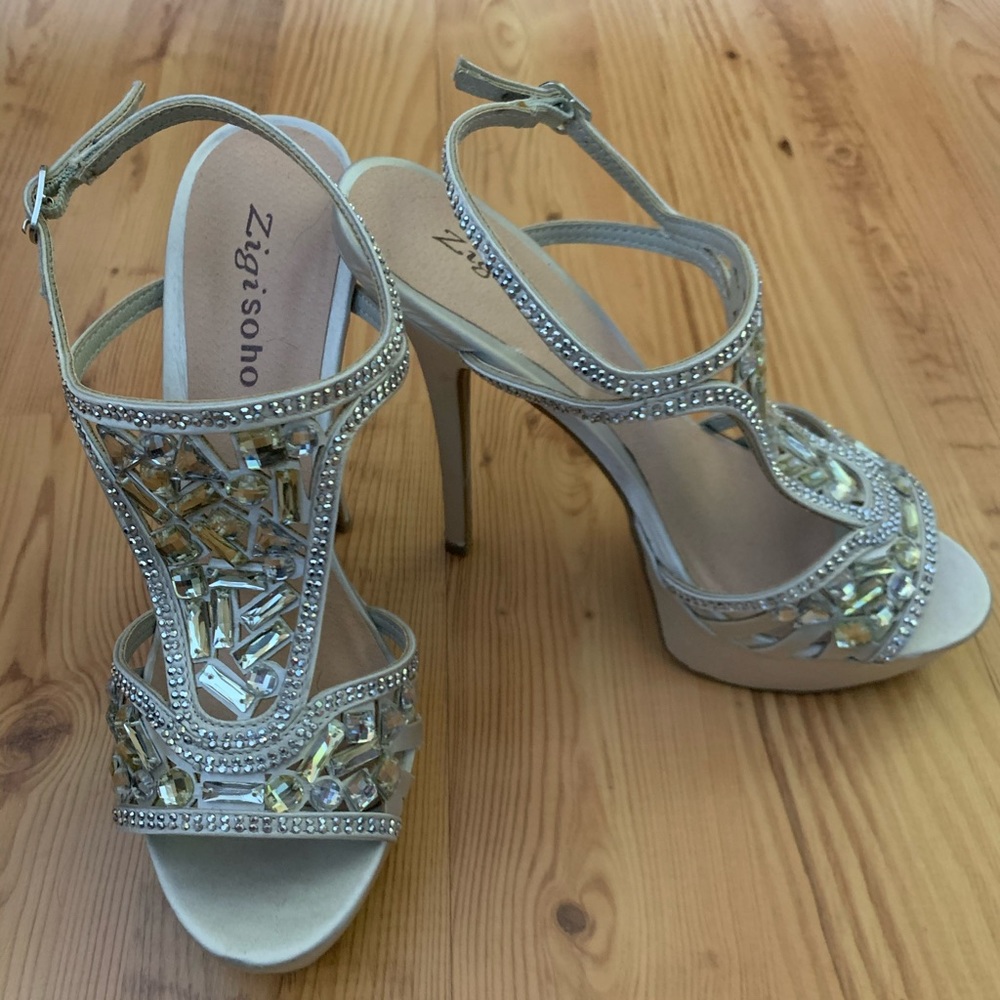 Zigi Soho Rhinestone Jewel Embellished Stiletto